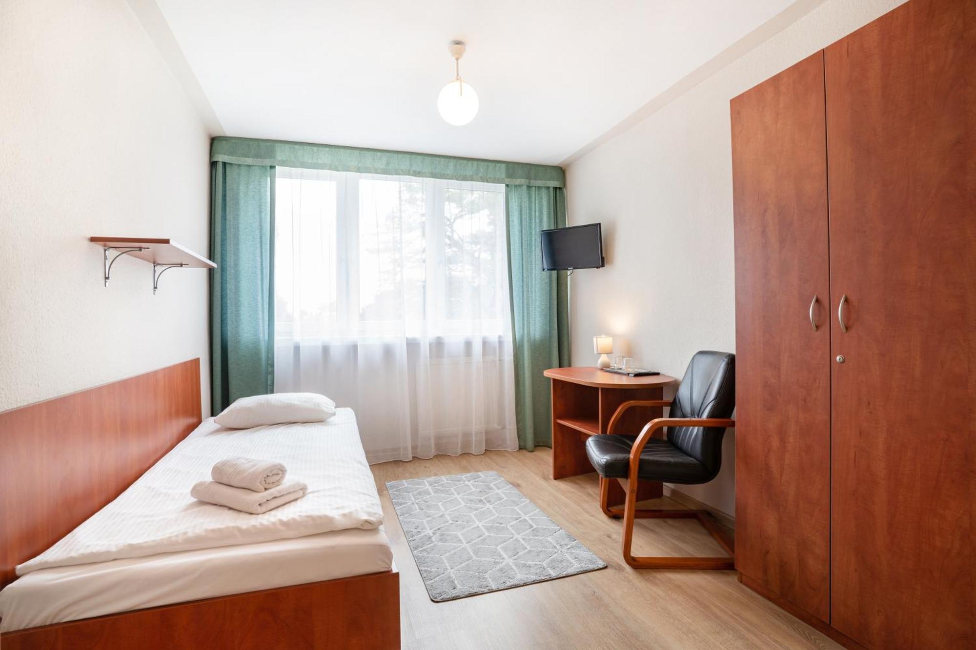 Hotel Alf คราคูฟ ภายนอก รูปภาพ